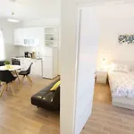 Niko Apartment *