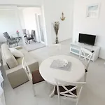 Apartment Niko Nin