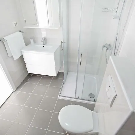 Niko Apartment Nin