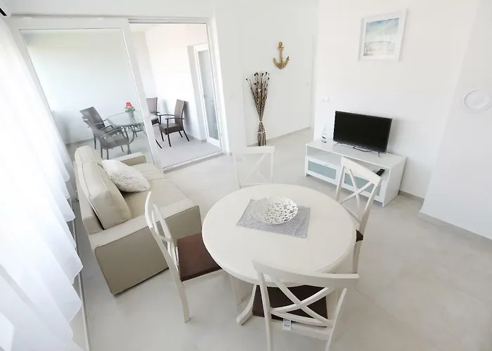 Apartamento Niko Nin